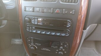 Chrysler grand Voyager 2.8crd STOW and GO - 11