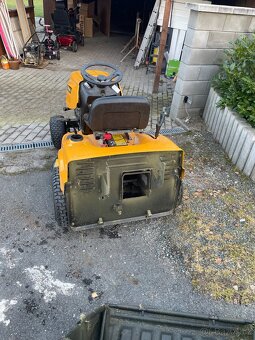 Zahradní traktůrek - 11