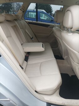 Mercedes-Benz C280 3.0 V6 4-Motion - 11