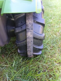 Dětský šlapací traktor Fend zn Rolly Toys. - 11