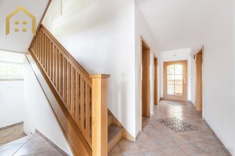 Zlín: Prostorný dům 5+1 na konci slepé ulice, zahrada - 11