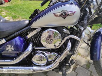 Kawasaki VN 800 - 11