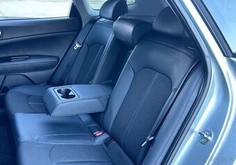 Kia Optima SW SPORTWAGON 2.0 i PLUG IN HYBRID - 11