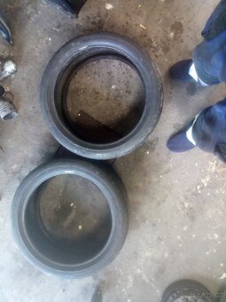 Prodám letní pneu Bridgestone 225/40r18 92y - 11