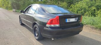 Volvo S60 2.4i 103 kW.. rok 2002 - 11