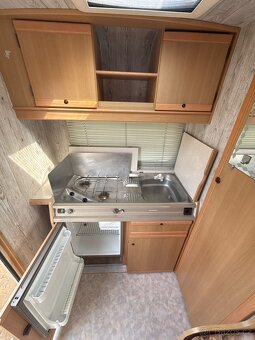Prodám karavan Adria 430 - 11