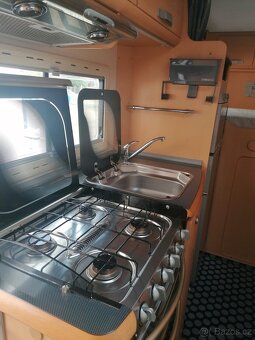 Obytný automobil Fiat Ducato 2,8 JTD 107kW - 11