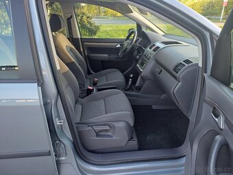 Benzínový Volkswagen Touran 1.4 ( po ROZVODECH) - 11