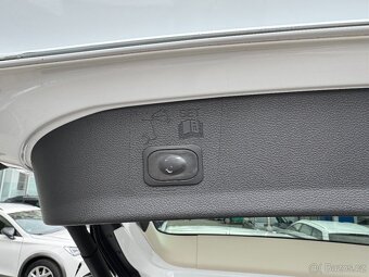 Ford Kuga Titanium AWD 2.0 TDCi 110kW 4x4 Aut. Kamera Navi - 11