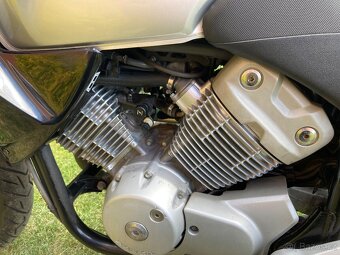 Honda Varadero 125 - 11