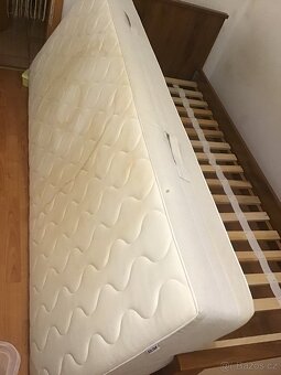 Postel 90200 z masivu v dobrém stavu - 11