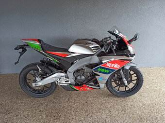 Aprilia RS 125 Replica GP R.V.2017 - 11