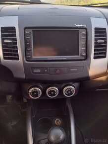 Mitsubishi Outlander 2.2 Di-D, 4x4, 7 míst, SLEVA - 11