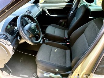 Škoda Roomster 1.2 TSi Scout - 11