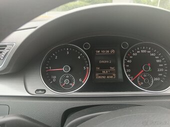 VW PASSAT 2,0TDI DSG - 11