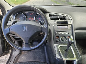 PEUGEOT 5008 HDI 1,6 AUTOMAT 7 MÍST RV 2014 - 11
