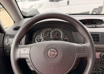 Opel Meriva 1,4 i KLIMA,TAŽNÉ benzín manuál 66 kw - 11