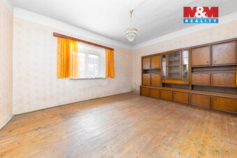 Prodej rodinného 263m² s pozemkem 1250m² v Šumicích - 11