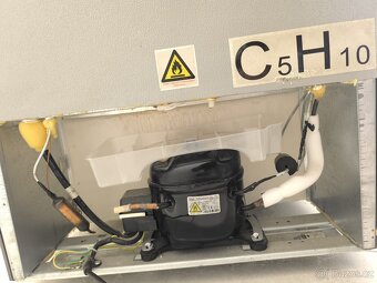 Lednice AYA AFD2102A+X - 11