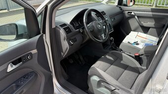 Volkswagen Touran //1.6TDi//77kW//STYLE//7MÍST//TOP// - 11