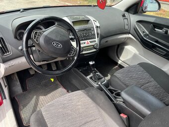 Kia Ceed 1.6 CRDi 85kw, 2008 - 11
