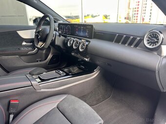 Prodám Mercedes-Benz A 45 S AMG 4MATIC+ AKRAPOVIČ - 11