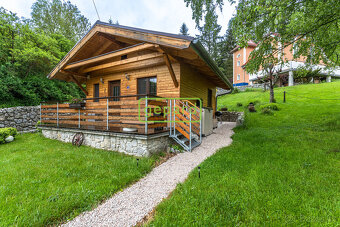 Prodej rodinného domu, tří rekreačních domků, v uzavřeném ar - 11