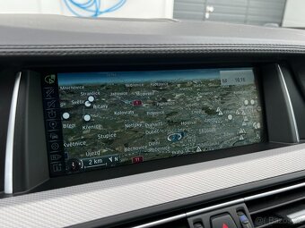 •BMW M550d xDrive, HEAD-UP, H/K, ADAPTIVE DRIVE• - 11