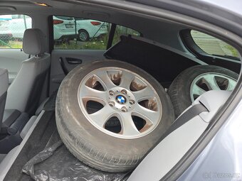BMW Řada 1, 2,0i ROK 2004 MAX VÝBAVA  možné splátky VŠEM - 11