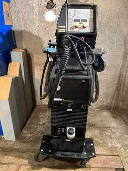 EWM Taurus 405 Synergic + Drive 4 X - 11