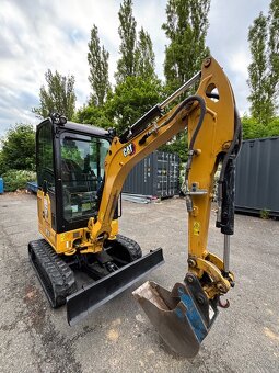 Caterpillar CAT 301.8 - 11
