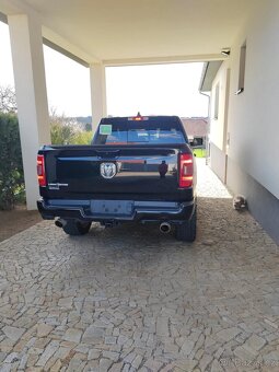 Dodge RAM - 11