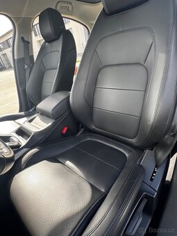 Jaguar I-Pace EV400 90 kWh S AWD A/T - 11