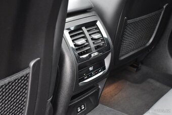 BMW X4 xDrive30d ///MSPORT TAŽNÉ DPH ČR 1.MAJITEL - 11