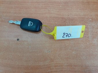 Dacia Duster 1,5 BLUE DCI 4WD - 11