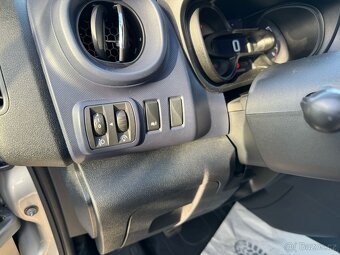 Vivaro 1.6 CDTI 12/2015 9 míst Klima 157tkm Tempomat Servisk - 11