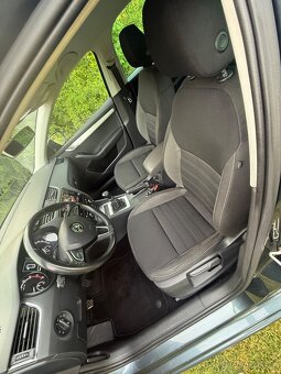 ŠKODA OCTAVIA 3 Facelift kombi top stav - 11