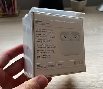 Apple AirPods Pro (2.generace)2022 MagSafe pouzdro s USB C. - 11