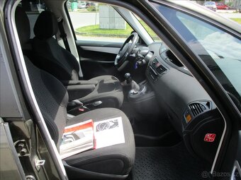 CITROEN GRAND C4 PICASSO 1,6i 88kw 7míst CZ 2011 - 11