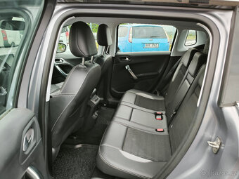 Peugeot 2008 1,2i - 11