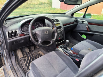 Peugeot 407 - 11