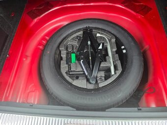 Škoda Superb, COMBI STYLE 2,0 TDi / 140 kW D - 11