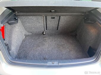 VOLKSWAGEN GOLF 1.6 TDI - 11