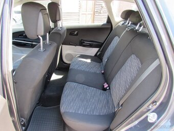 Kia Cee'd 1.4i 80kW kombi, 1.majitel, Serviska - 11