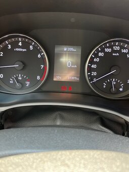 Prodám Hyundai i30 HB 1.5 CVVT, 81 kW, r.v. 2022 - 11