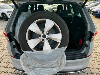 Škoda Kodiaq sportline 2022 TDI 147kw 4x4/webasto/360°kamery - 11