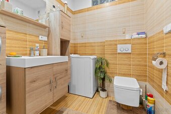 PRODEJ RD UHERSKÝ BROD, 9. KVĚTNA - 11