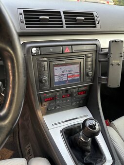 Audi A4 Quattro 2.5 TDI, S-line, kombi, manuál - 11