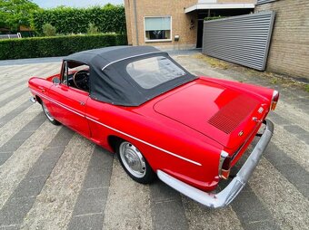 Renault Caravelle 1963 – elegantní francouzský roadster - 11