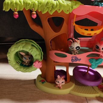 Littlest Pet shop krásná sadička - 11